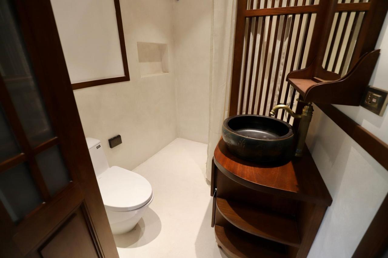 Maison Nha 51A Nguyen Khac Hieu Hanoi Exteriör bild