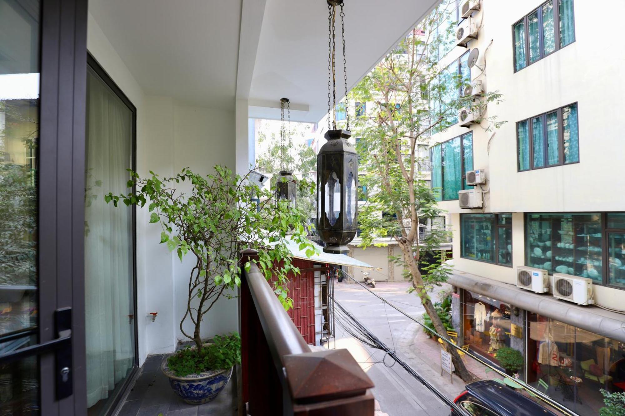 Maison Nha 51A Nguyen Khac Hieu Hanoi Exteriör bild