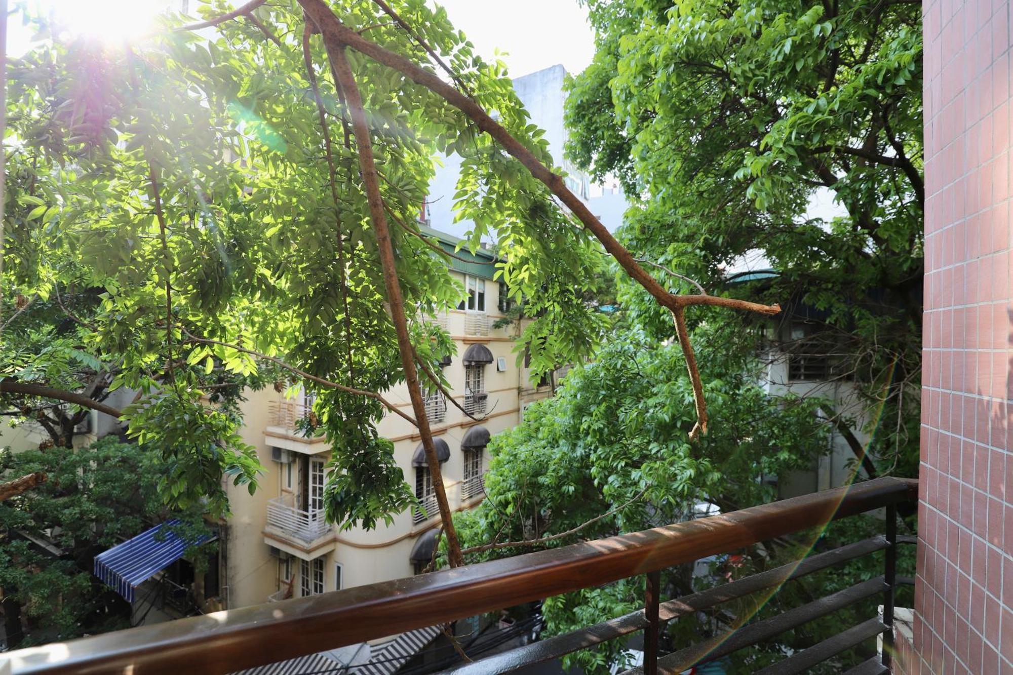Maison Nha 51A Nguyen Khac Hieu Hanoi Exteriör bild